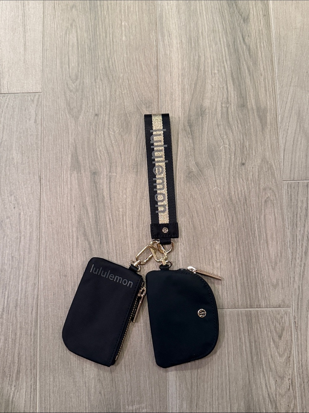 Lululemon athletica Black Key & Card Holder Set with Strap